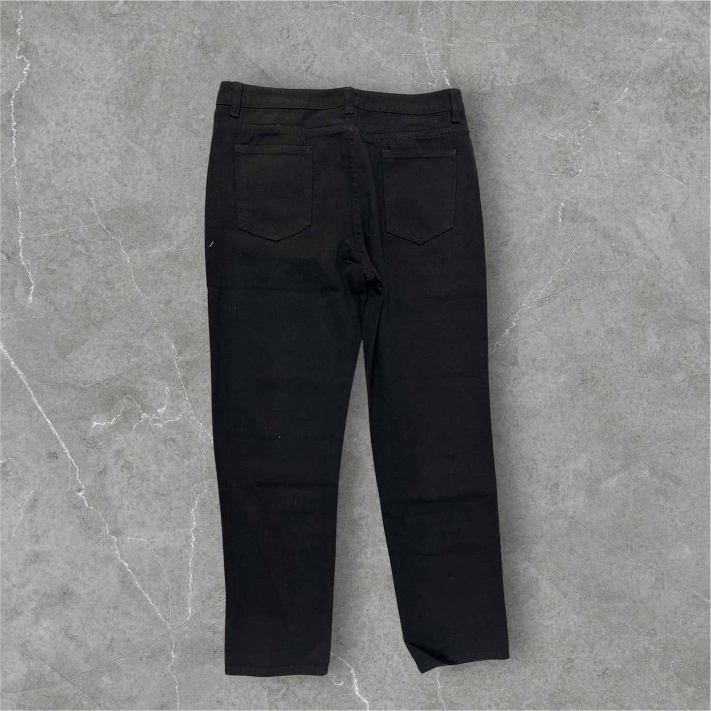 2768/ BLACK ROOT JEAN