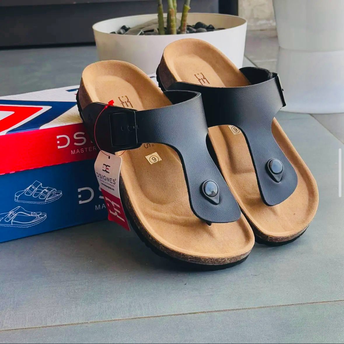 Sandle